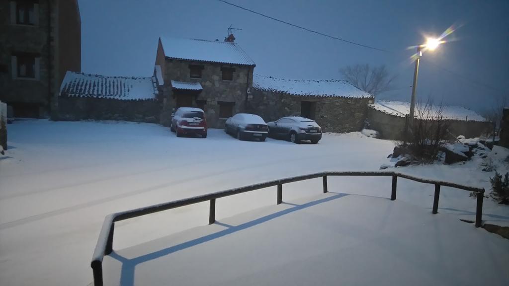 Hotel Rural La Dehesilla Barajas de Gredos Eksteriør billede